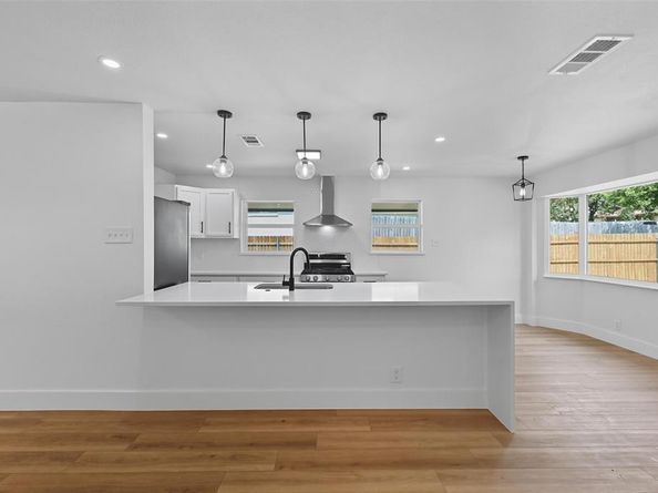 5520  Oak Trail , Dallas Texas 75232