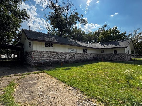 921  Web Street , Arlington Texas 76011