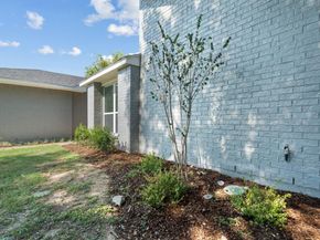 2312  Barada Court , Fort Worth Texas 76133