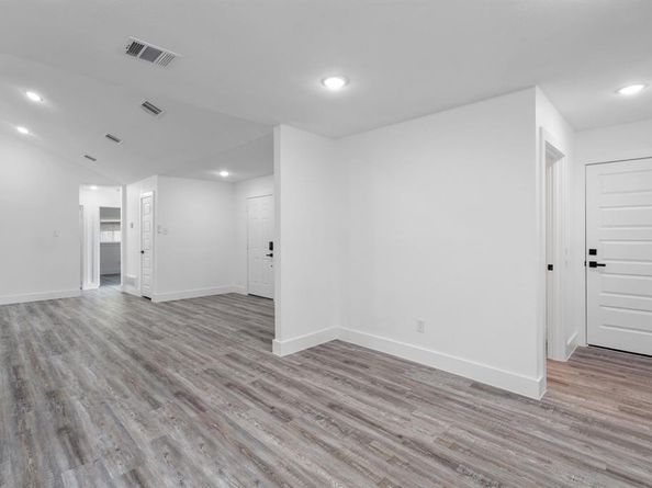 2312  Barada Court , Fort Worth Texas 76133
