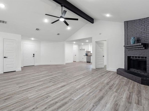 2312  Barada Court , Fort Worth Texas 76133