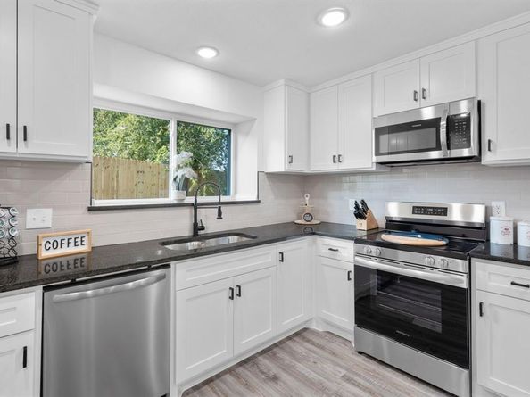 2312  Barada Court , Fort Worth Texas 76133