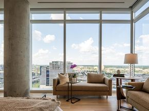 1747  Leonard Street  2201, Dallas Texas 75201