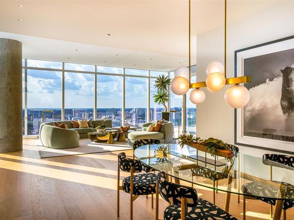 1747  Leonard Street  2201, Dallas Texas 75201