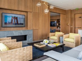 1747  Leonard Street  2201, Dallas Texas 75201