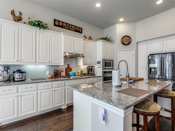 753  Field Crossing , Little Elm Texas 76227