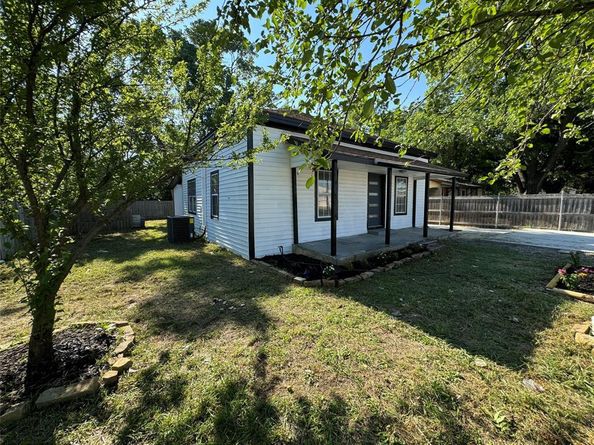 309 S Louisiana Street , Celina Texas 75009