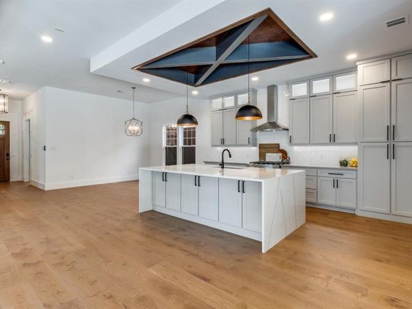 6035  Velasco Avenue , Dallas Texas 75206