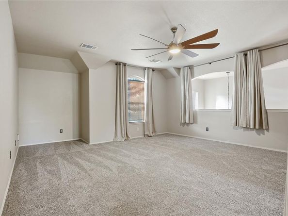 1017  Long Pointe Avenue , Fort Worth Texas 76108