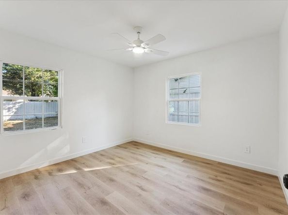 2223  Cunningham Street , Irving Texas 75062
