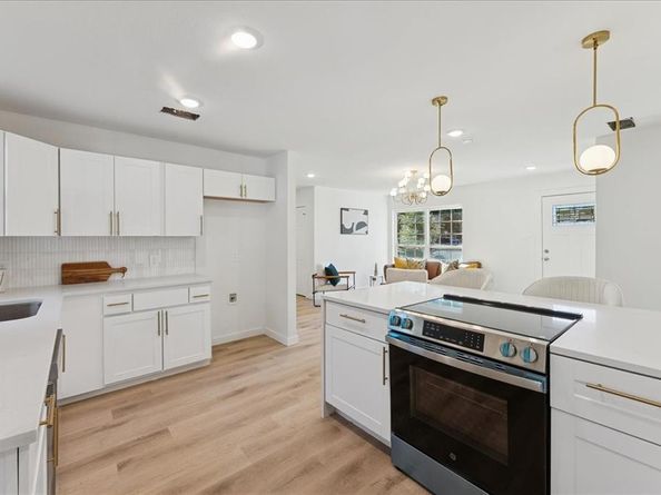 2223  Cunningham Street , Irving Texas 75062