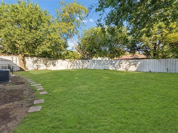 2223  Cunningham Street , Irving Texas 75062