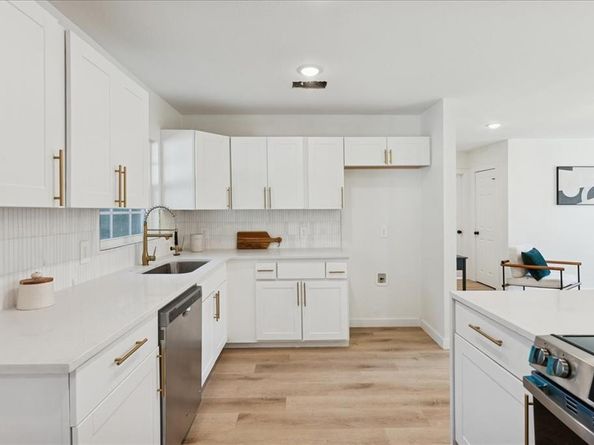 2223  Cunningham Street , Irving Texas 75062