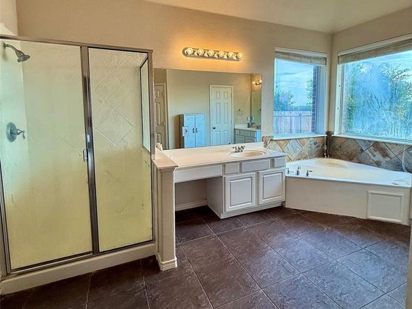 605  Lone Rider Court , Rockwall Texas 75087