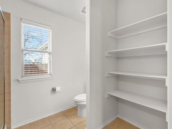 5829  Farnsworth Avenue , Fort Worth Texas 76107