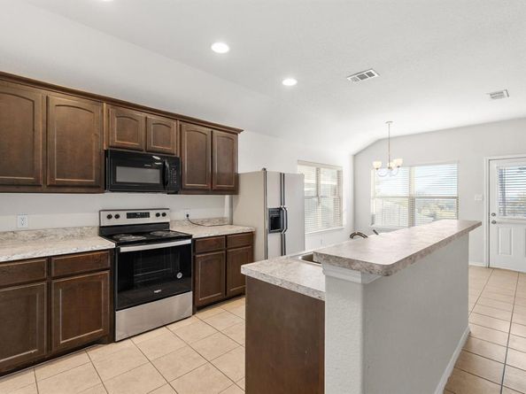 5829  Farnsworth Avenue , Fort Worth Texas 76107