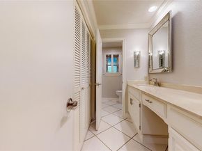 5715  Trail Lake Drive , Arlington Texas 76016
