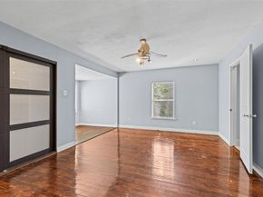 2117 W Lotus Avenue , Fort Worth Texas 76111