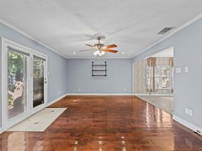 2117 W Lotus Avenue , Fort Worth Texas 76111