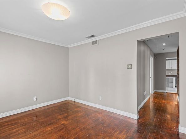 2117 W Lotus Avenue , Fort Worth Texas 76111