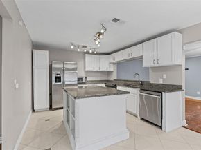 2117 W Lotus Avenue , Fort Worth Texas 76111
