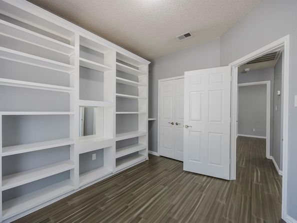 10832  Tall Oak Drive , Fort Worth Texas 76108