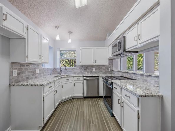 10832  Tall Oak Drive , Fort Worth Texas 76108
