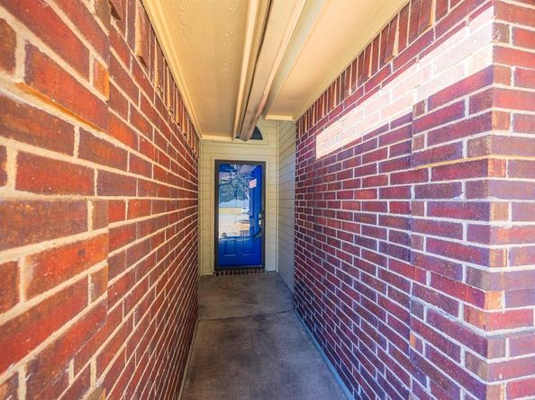 10832  Tall Oak Drive , Fort Worth Texas 76108