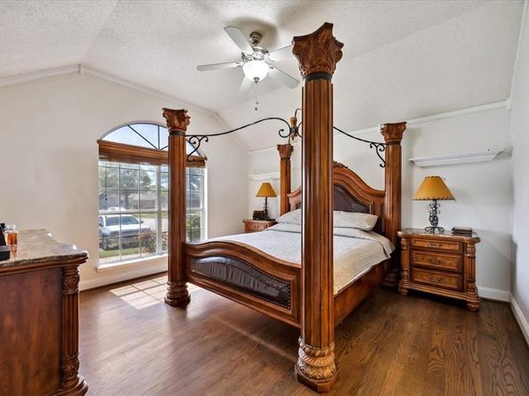 1701  Prairie Creek Court , Garland Texas 75040