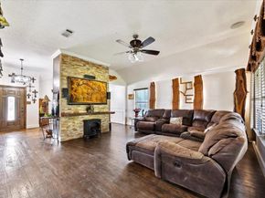 1701  Prairie Creek Court , Garland Texas 75040