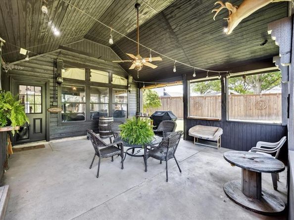 1701  Prairie Creek Court , Garland Texas 75040