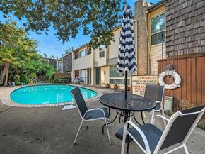 2702  Douglas Avenue  121, Dallas Texas 75219