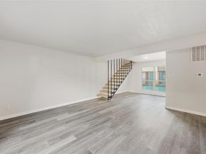 2702  Douglas Avenue  121, Dallas Texas 75219