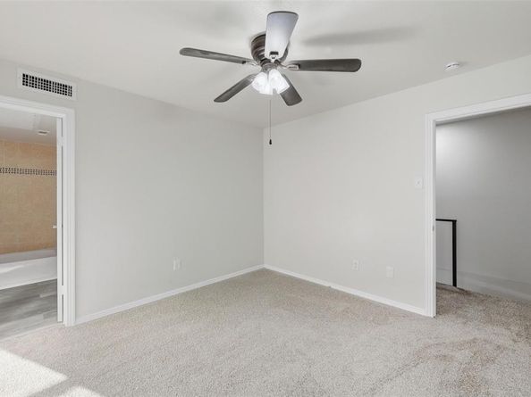 2702  Douglas Avenue  121, Dallas Texas 75219