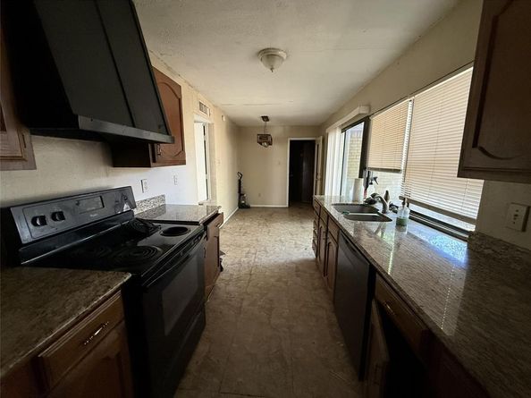 805  Cambridge Drive , Plano Texas 75023