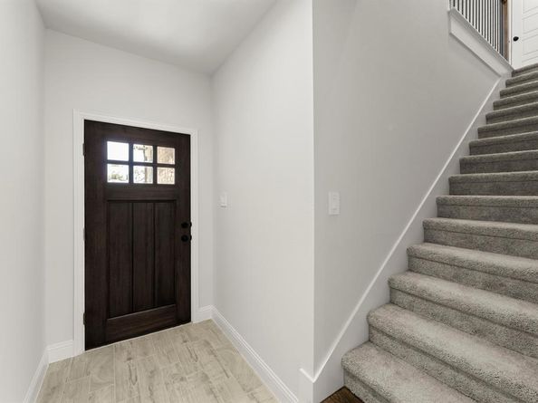 6945  Mustang Isle Drive , Dallas Texas 75228