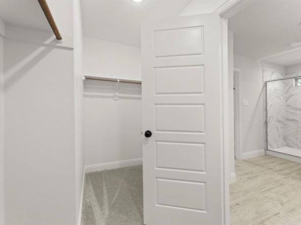 6945  Mustang Isle Drive , Dallas Texas 75228