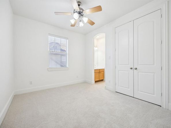 643  Senda  , Irving Texas 75039