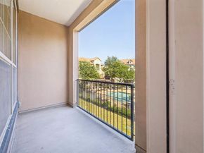 643  Senda  , Irving Texas 75039