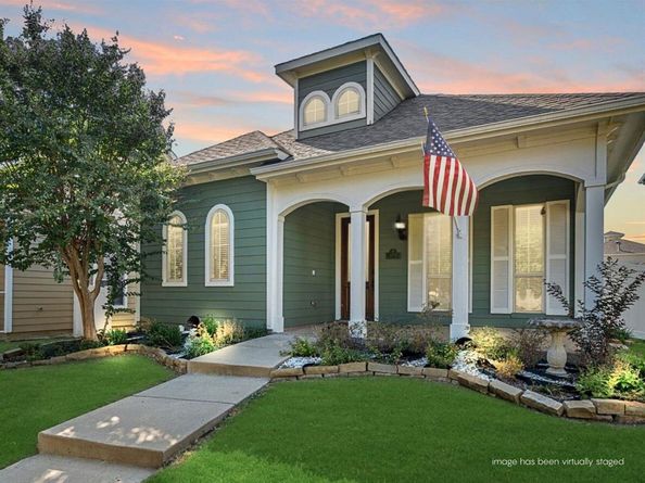 1124  Spanish Moss Drive , Savannah Texas 76227