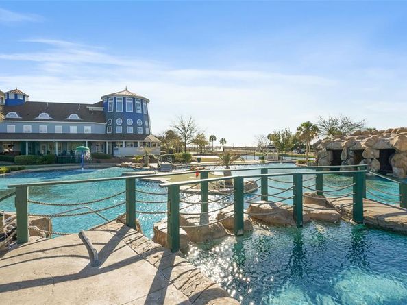 1124  Spanish Moss Drive , Savannah Texas 76227