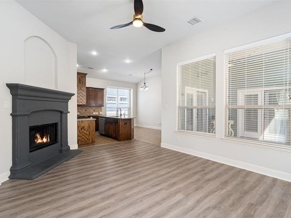 1124  Spanish Moss Drive , Savannah Texas 76227