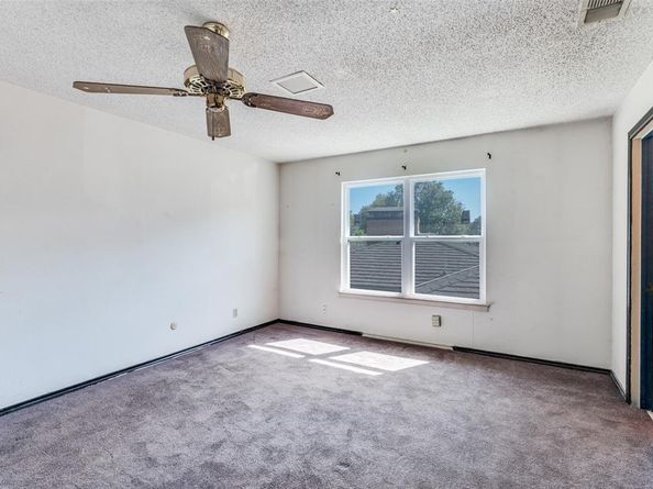 609  Green River Trail , Fort Worth Texas 76103