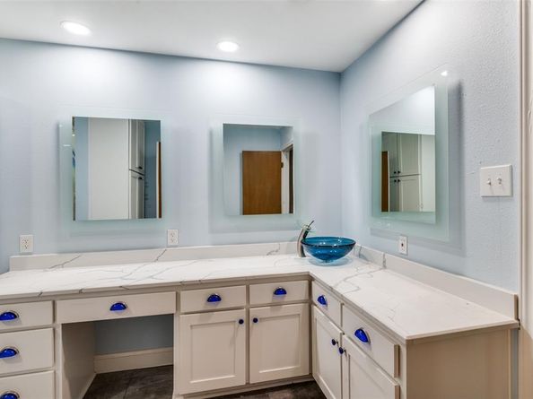 609  Green River Trail , Fort Worth Texas 76103