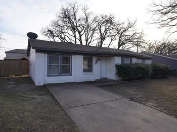 14628  Oakwood Lane 