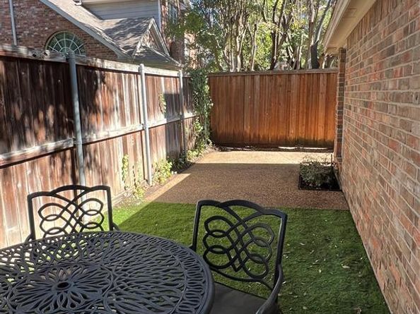 14604  Hemingway Court , Addison Texas 75001