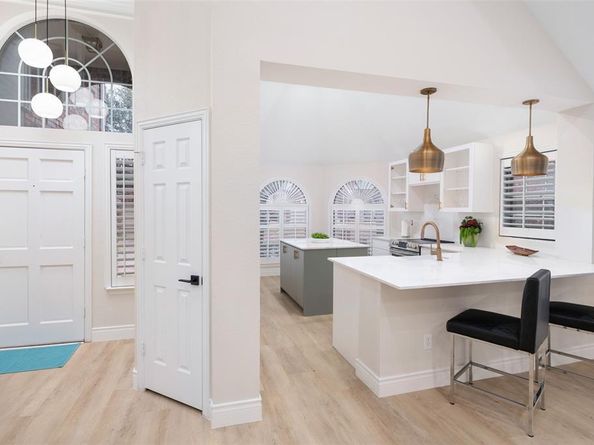 14604  Hemingway Court , Addison Texas 75001