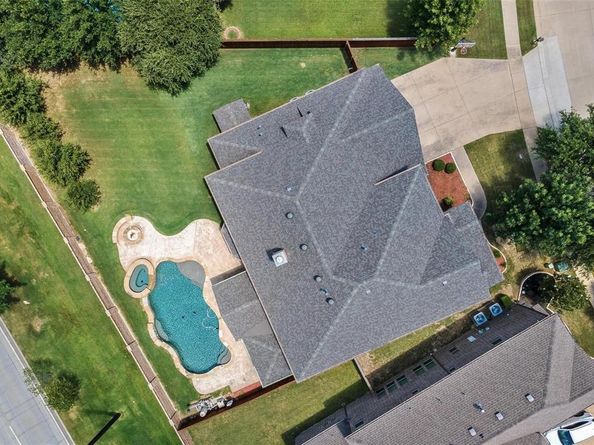 9330  Blanco Drive , Lantana Texas 76226