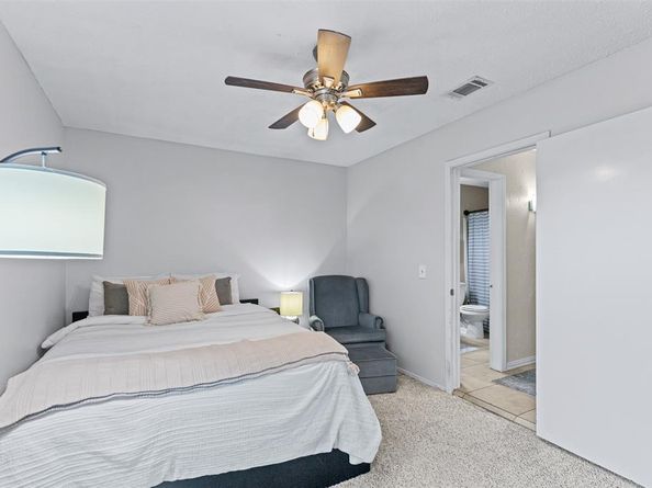 5117  Curzon Avenue , Fort Worth Texas 76107