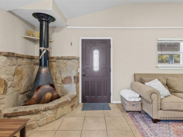 5117  Curzon Avenue , Fort Worth Texas 76107